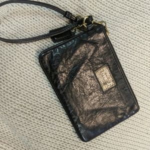 Coach poppy wristlet black